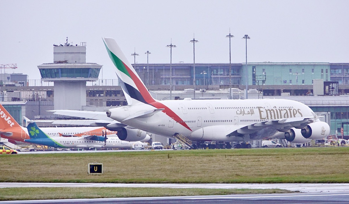 Emirates to Resume More Flights After Regional Airspace Reopens